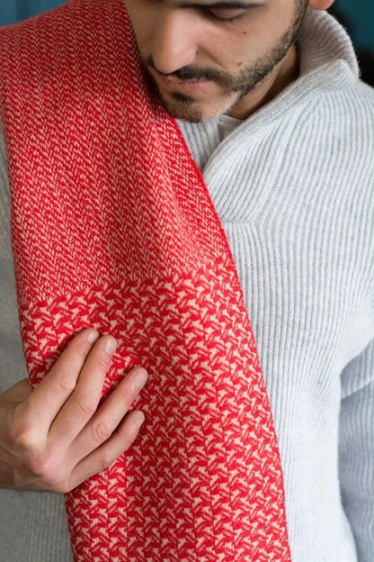 CHICoração // "Swallow Cloud" Scarf (Red)